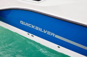 Mercury Turkey Quicksilver Activ 755 Cruiser Standard Equipment Hull&Deck