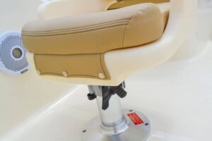 175 Sport Dorado Details