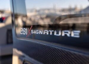 281 X Signature Edition Details